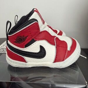 Jordan 1 Crib Booties